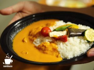 ランチはカレーライス