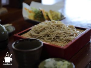 麻の館で蕎麦をいただきます