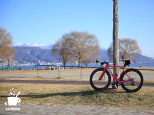 岡谷湖畔公園に戻ってきました