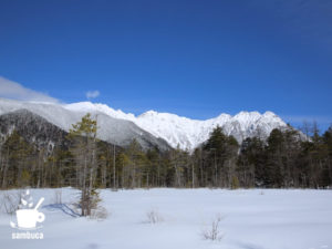 田代湿原から穂高連峰を望む